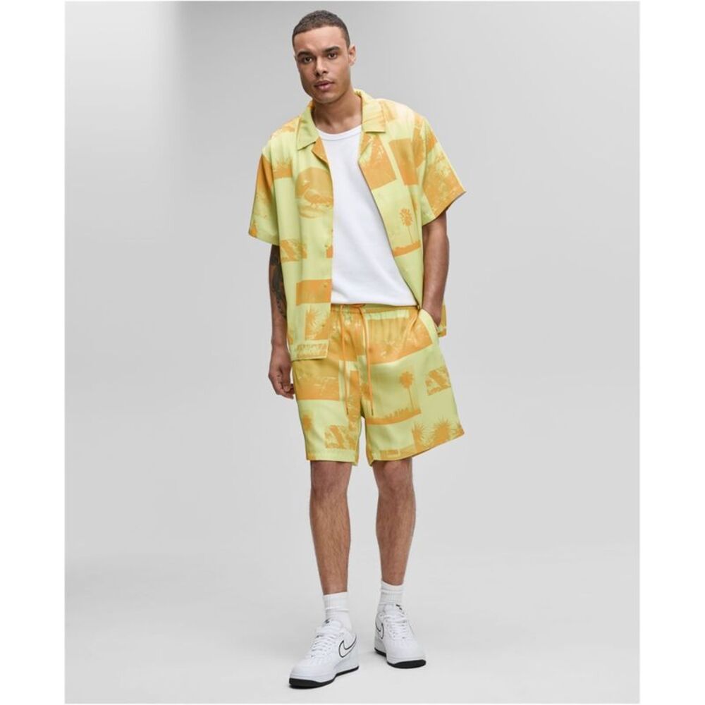 Mode Of One Mens Photo-Real Collage Casual Walking Shorts, NWT